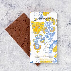 Drivu 45% Milk Chocolate with Emirati Honeycomb & Cashew