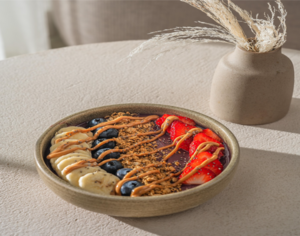 Drivu Claro Acai Bowl & Berries