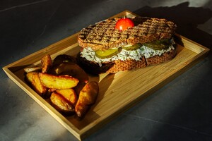 Drivu Tuna Melt Cheese