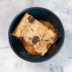 Drivu 62% Dark Chocolate Skillet Cookie-Slice