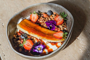 Granola - Dips Cafe dubai