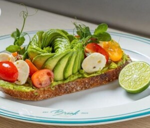 Drivu Capressa Avocado Toast