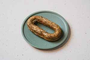 Drivu Zaatar Bagel with Cream Cheese