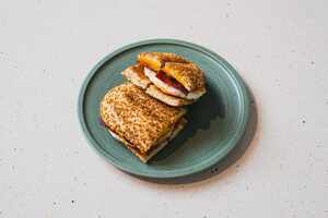 Drivu Egg & Bacon Bagel