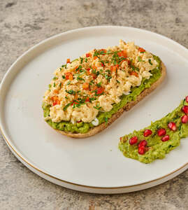Drivu Scrambled Egg & Avo Toast