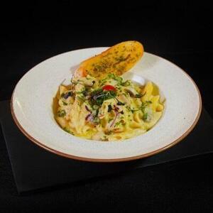 Drivu Alfredo Pasta (Choose Chicken/ Shrimp)