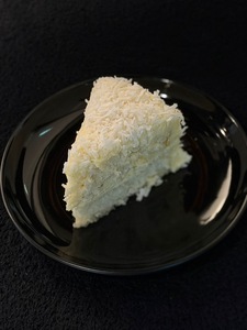 Drivu Coconut Cake