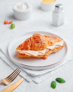 Drivu Cheese Croissant