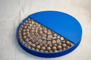 Round Tray (M) - Murban abu-dhabi