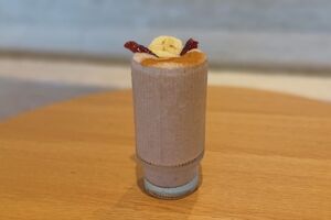 Drivu Date and Banana Smoothie