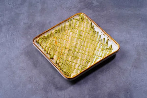 Drivu Pistachio Crepe
