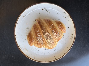 Drivu Kiri Honey Croissant 