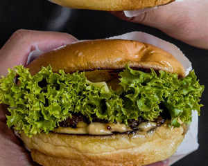 Drivu Mongo Beef Burger