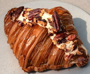 Drivu Pecan Croissant