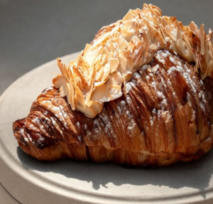 Drivu Almond Croissant