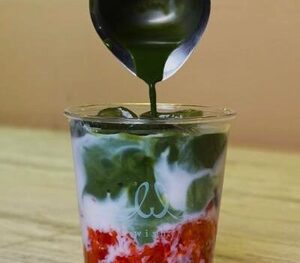 Drivu Iced Strawberry Matcha