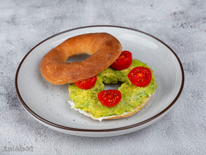 Drivu Avocado Bagel