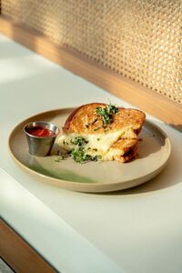 Drivu Grilled Cheese Brioche (V)