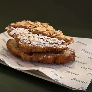 Drivu Almond Croissant 
