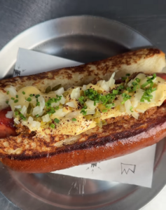 Drivu Chili Cheese Hotdog