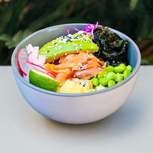 Drivu Salmon Poke Bowl