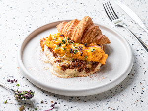 Drivu Savory Beef Croissant 🆕