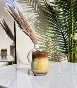 Drivu Iced Saffron Latte