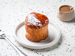 Drivu Creme Brulee Cruffin