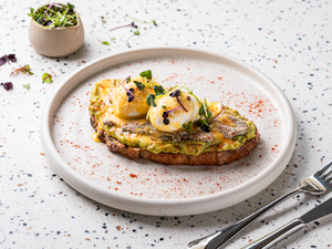 Drivu Zaatar Labneh Avo Toast