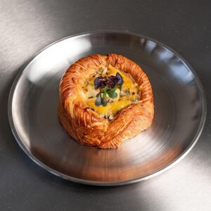 Drivu Chive Cream Cheese Danish