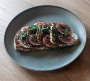 Drivu Figs & Halloumi Toast