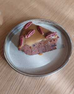 Drivu Ethr's Original Date Cake