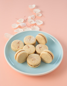 Drivu  Saffron Infused 