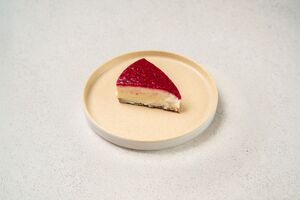 Drivu Red Fruit Cheesecake (Slice)