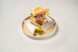 Drivu Steak & Frits Baguette