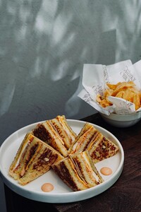 Drivu  Como Club Sandwich