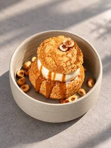 Vanilla Ice Cream Choux - La Petite Cafe abu-dhabi