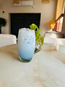 Drivu Iced Vanilla Blue Latte