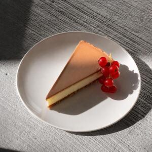 Caramel Cheesecake  - La Petite Cafe al-ain