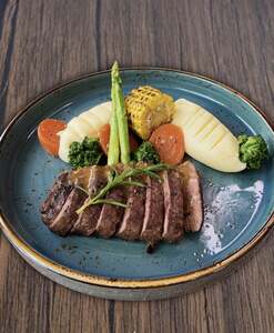 Pan Seared Steak - Wolves Cafe sharjah