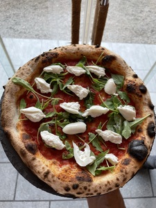 Drivu Burrata Pizza