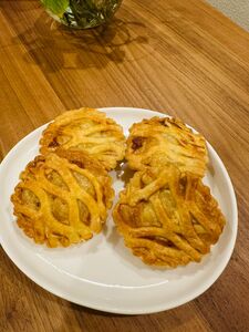 Drivu Mini Smoky Chicken Puff Pastry Box of 4