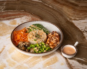 Drivu Salmon Poke Bowl