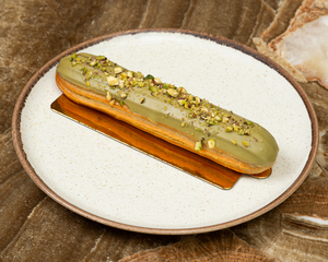Drivu Pistachio Eclair