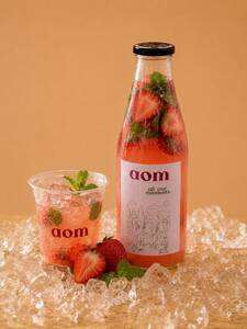 Strawberry Mojito 1L - AOM Cafe sharjah