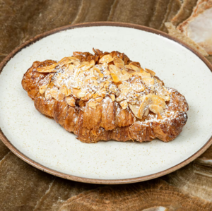 Drivu Almond Croissant