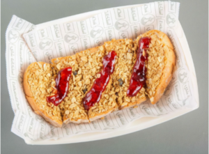 Drivu Toast Peanut Granola Jam توست بينت بتر مع مربى