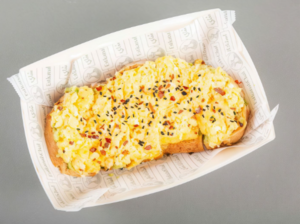 Drivu Avocado Scrambled Egg Toast افوكادو توست مع بيض مخفوق