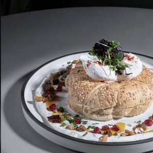 Drivu Truffle Eggs & Cheese Bagel