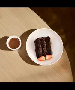 Drivu Chocolate Cake